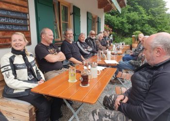 fca73899 53ff 4ca6 90a9a06132f9b0