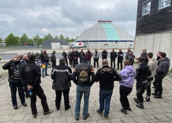 493884727 737338291953332 n