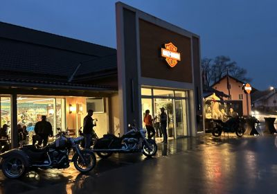 Re-Opening H-D Schwarzach und Regensburg