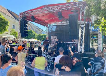 photo 2025 05 04 14 122  